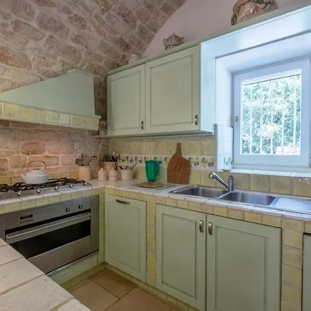 Villa Sicarico Sleeps 10 Pool Wifi *