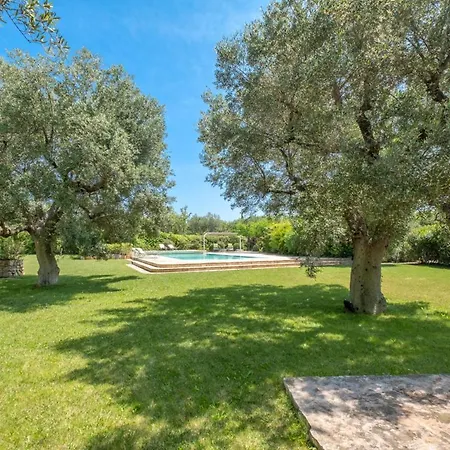 Sicarico Sleeps 10 Pool Wifi Villa