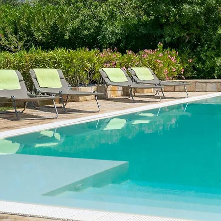 Villa Sicarico Sleeps 10 Pool Wifi